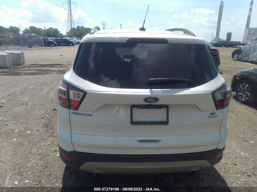 2018 FORD ESCAPE SE - 1FMCU0GDXJUB46048