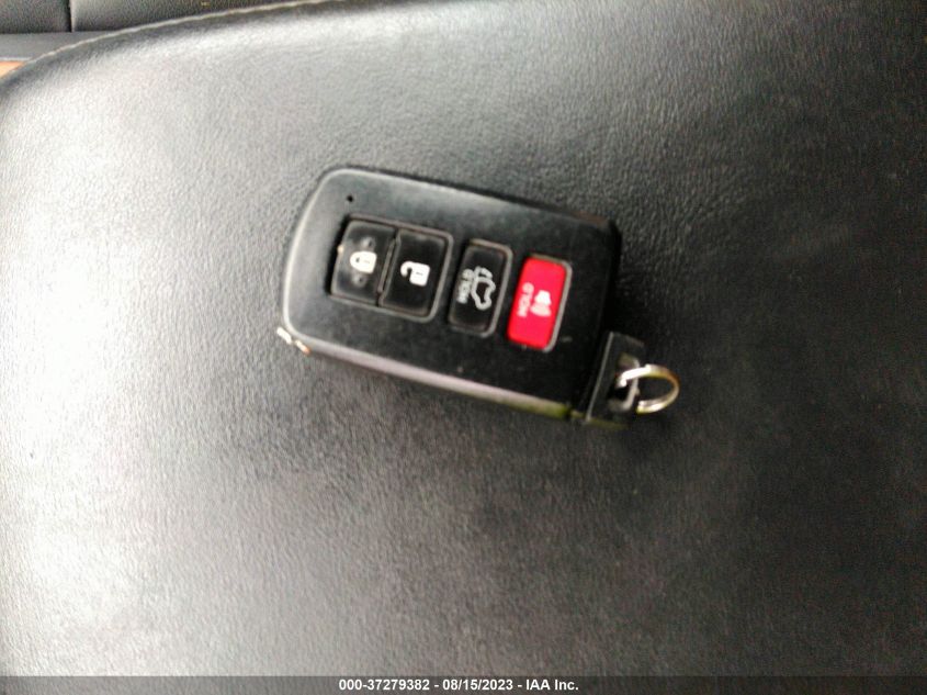 2017 TOYOTA RAV4 SE - 2T3JFREV1HW627938