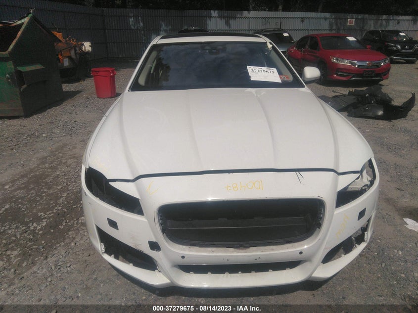 VIN SAJBJ4BVXHCY35217 2017 JAGUAR XF 35T PREMIUM