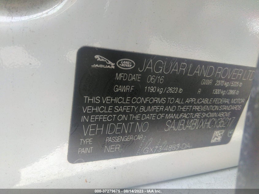 VIN SAJBJ4BVXHCY35217 2017 JAGUAR XF 35T PREMIUM
