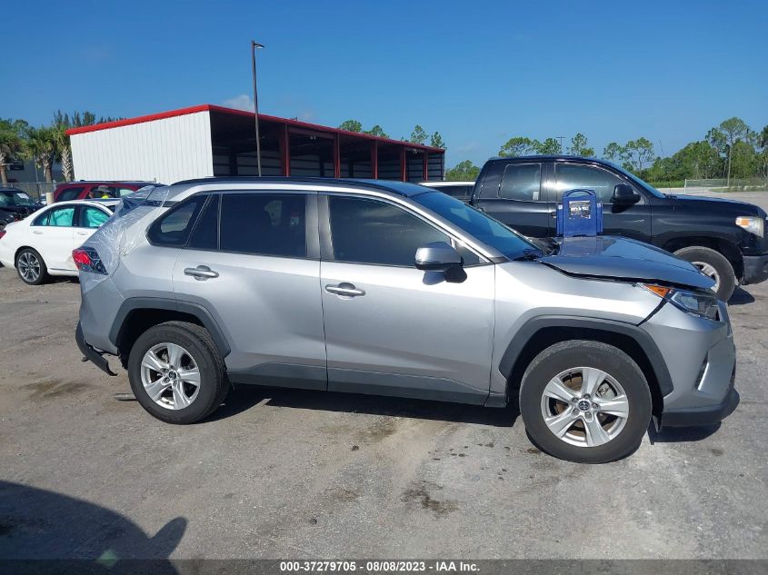 2T3W1RFV1LC072647 Toyota RAV4 XLE/XLE PREMIUM 13