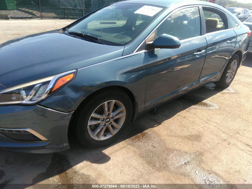 2015 HYUNDAI SONATA 2.4L SE - 5NPE24AF0FH211284