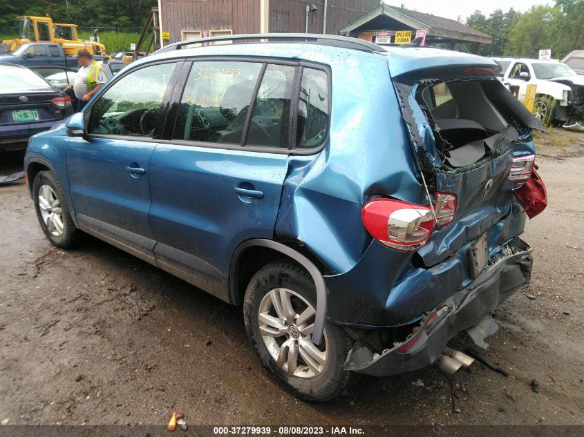 2017 VOLKSWAGEN TIGUAN - WVGBV7AX4HK016986