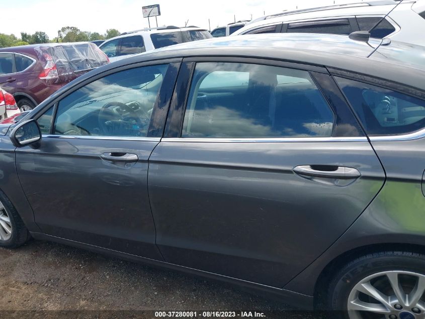2017 FORD FUSION SE - 3FA6P0H73HR182088