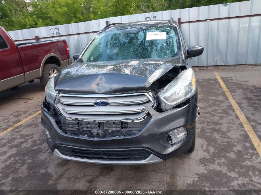 2018 FORD ESCAPE SE - 1FMCU9GD5JUA12388