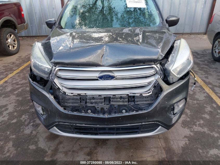 2018 FORD ESCAPE SE - 1FMCU9GD5JUA12388
