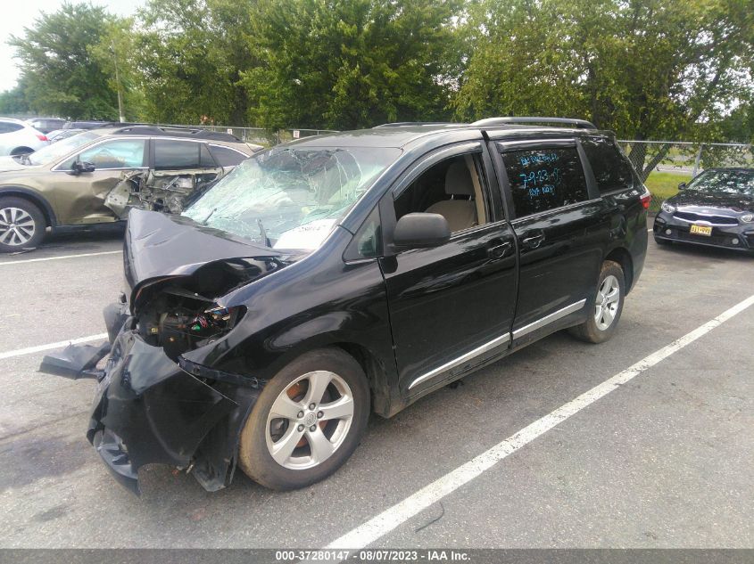 2015 TOYOTA SIENNA LE - 5TDKK3DC8FS596084