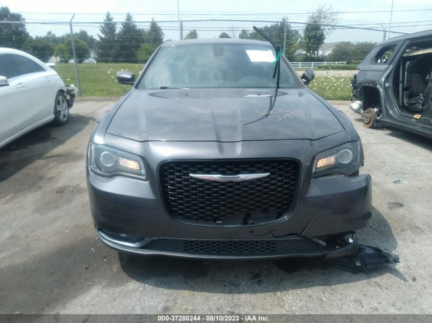 2017 CHRYSLER 300 S - 2C3CCAGGXHH631010