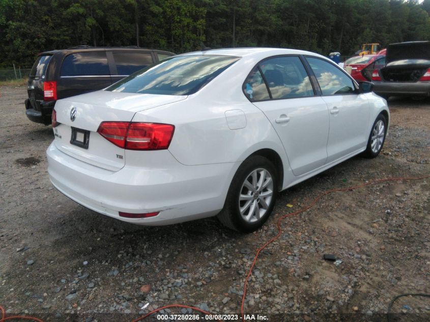 2015 VOLKSWAGEN JETTA SEDAN 1.8T SE - 3VWD17AJ2FM285270