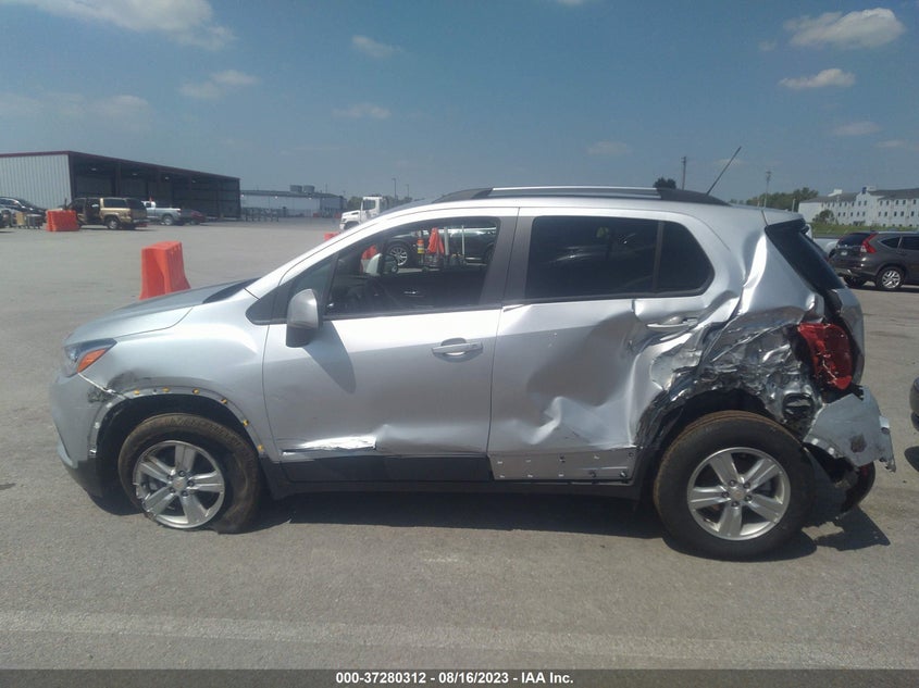 VIN KL7CJPSM7NB560447 2022 CHEVROLET TRAX LT