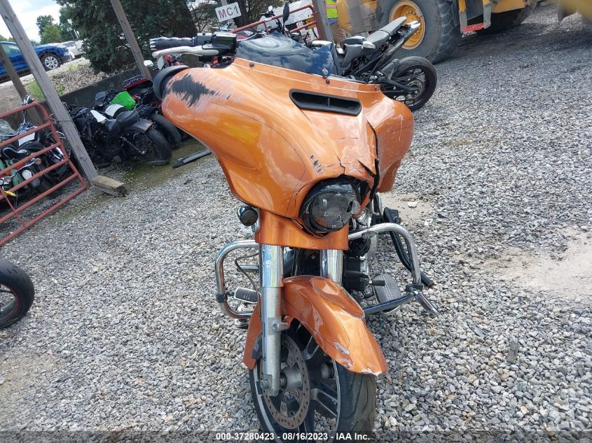 2014 HARLEY-DAVIDSON FLHXS STREET GLIDE SPECIAL - 1HD1KRM10EB709432