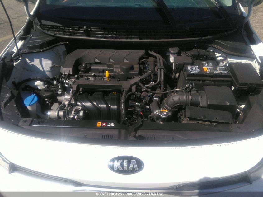 3KPA24ADXME417792 Kia Rio LX/S 10