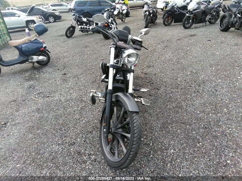 2017 HONDA VT1300 CX JH2SC6123HK200557