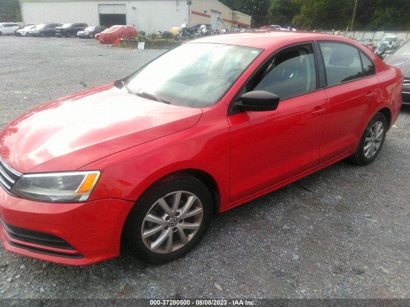 2015 VOLKSWAGEN JETTA SEDAN 1.8T SE - 3VWD17AJ6FM268908