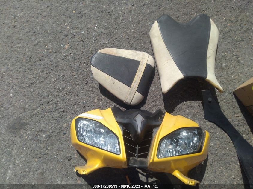2008 YAMAHA YZFR6 JYARJ16E18A002077