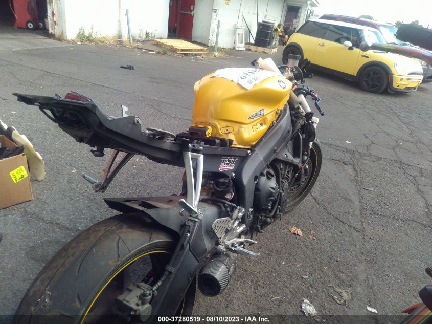 2008 YAMAHA YZFR6 JYARJ16E18A002077