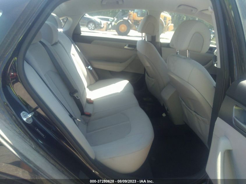 2016 HYUNDAI SONATA 2.4L SE - 5NPE24AF5GH310748