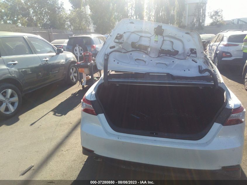 2020 TOYOTA CAMRY HYBRID XLE - 4T1F31AK4LU012328