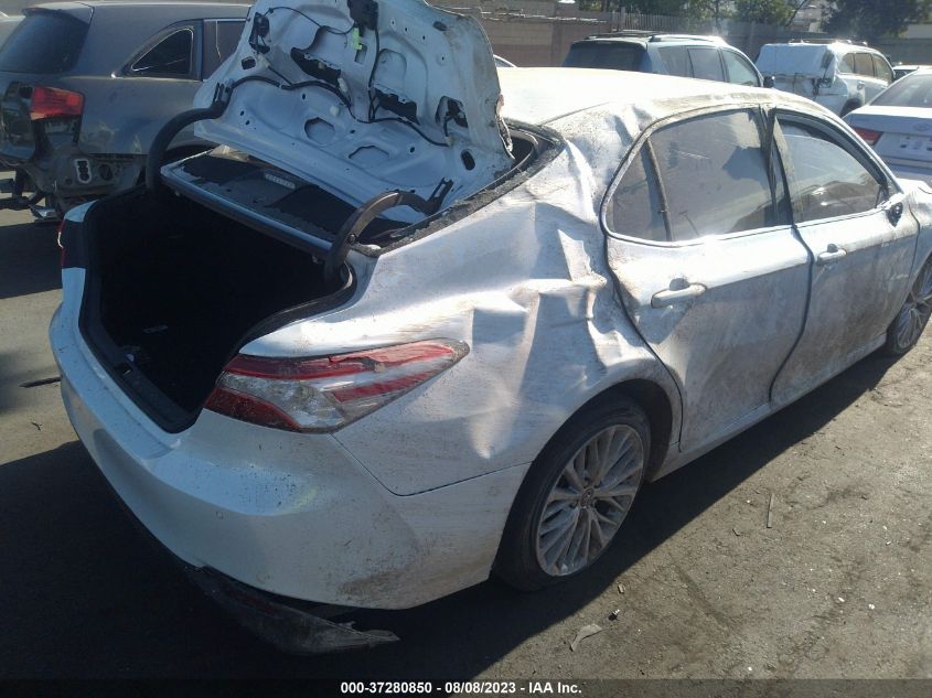 2020 TOYOTA CAMRY HYBRID XLE - 4T1F31AK4LU012328
