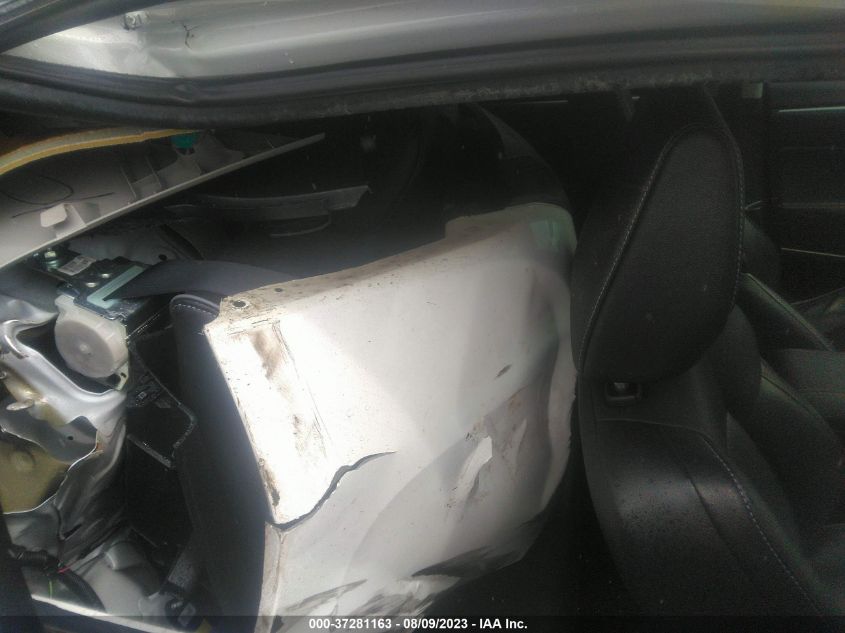2015 TOYOTA COROLLA L/LE/S/S PLUS/LE PLUS - 5YFBURHE7FP354615