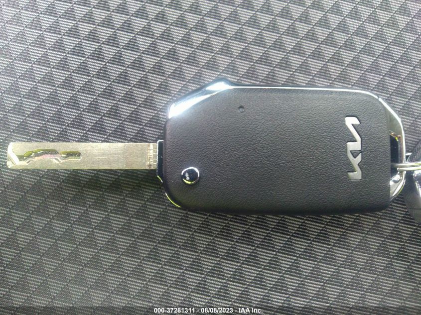 2023 KIA SOUL LX - KNDJ23AU1P7200761