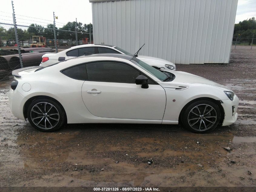 2017 TOYOTA 86 JF1ZNAA12H8711384