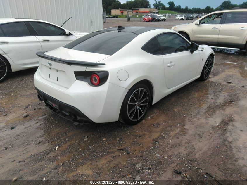 2017 TOYOTA 86 JF1ZNAA12H8711384