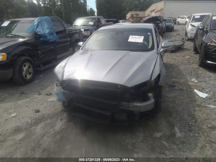 3FA6P0CD1LR175629 Ford Fusion SEL 12