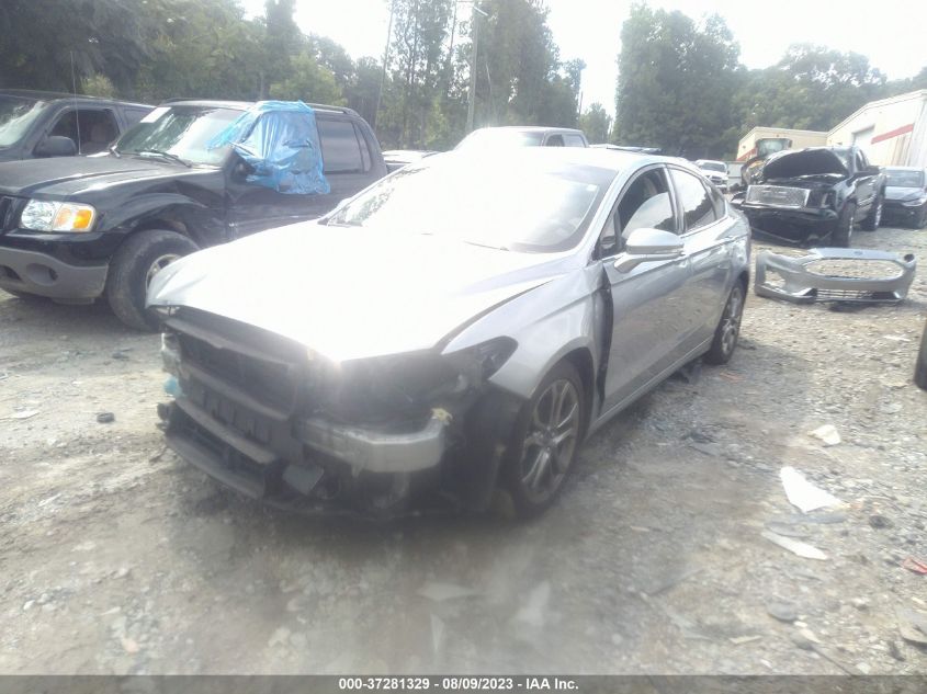 3FA6P0CD1LR175629 Ford Fusion SEL 2