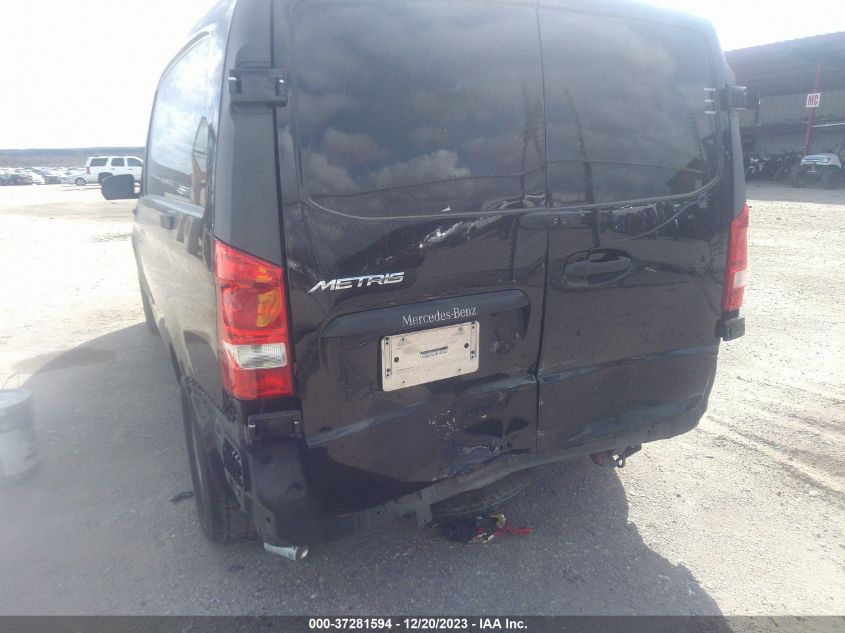 2016 MERCEDES-BENZ METRIS WD3PG2EA7G3119528