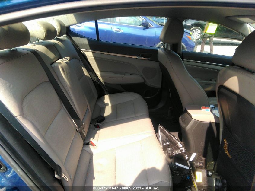 2017 HYUNDAI ELANTRA LIMITED - 5NPD84LF9HH031750