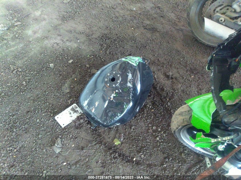 2003 KAWASAKI ZX750 P - JKAZXDP153A062205