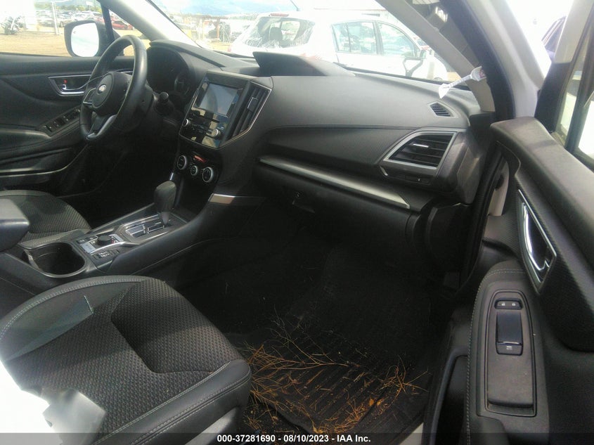 VIN JF2SKAJC4MH559819 2021 SUBARU FORESTER PREMIUM