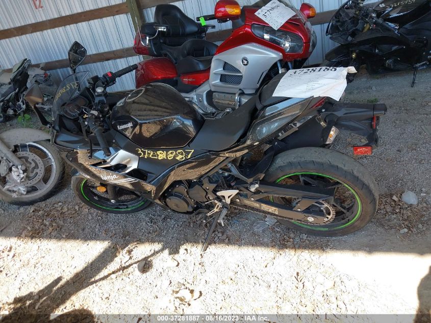 2022 KAWASAKI EX400 JKAEXKH10NDAF7592