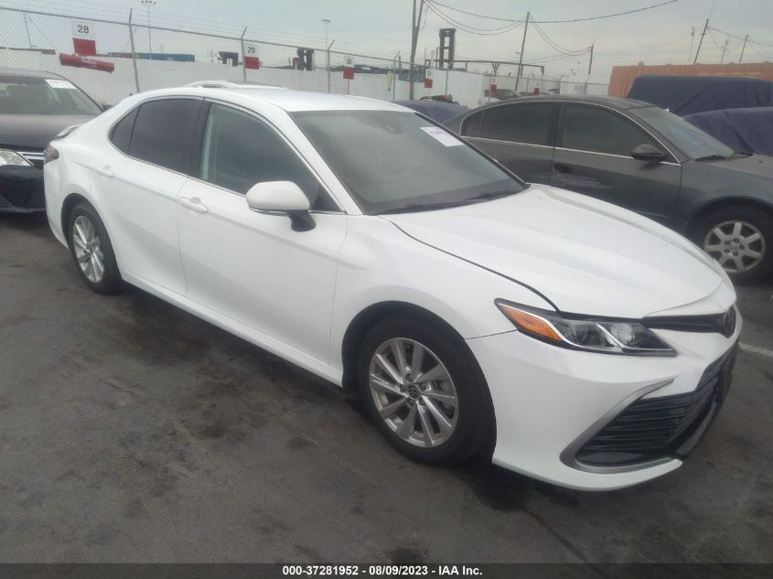 2021 TOYOTA CAMRY LE - 4T1R11AK9MU433904
