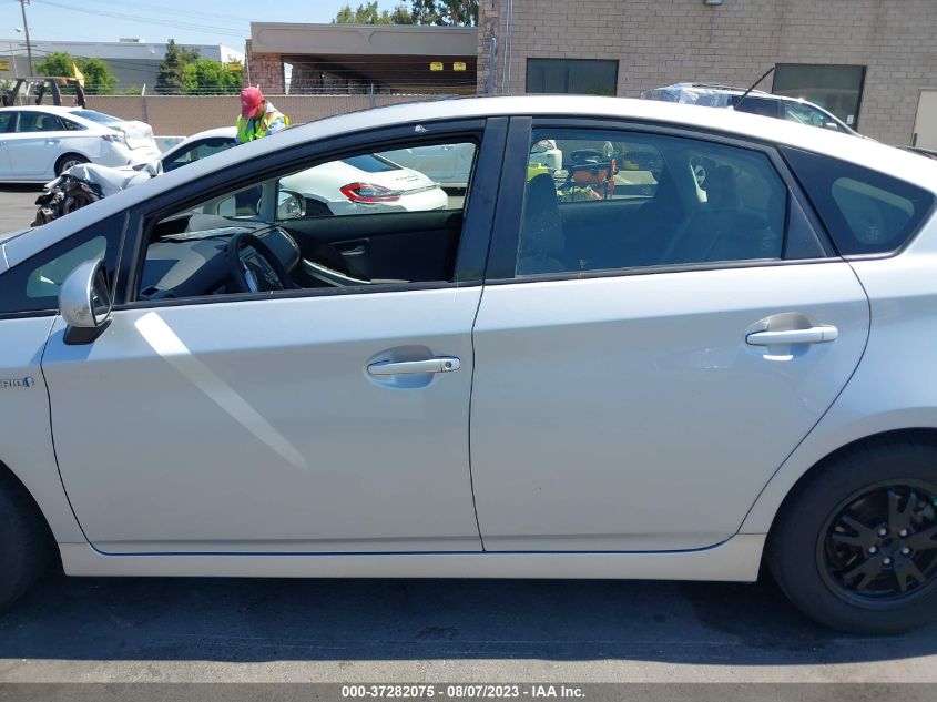 2015 TOYOTA PRIUS FOUR - JTDKN3DU6F0447482