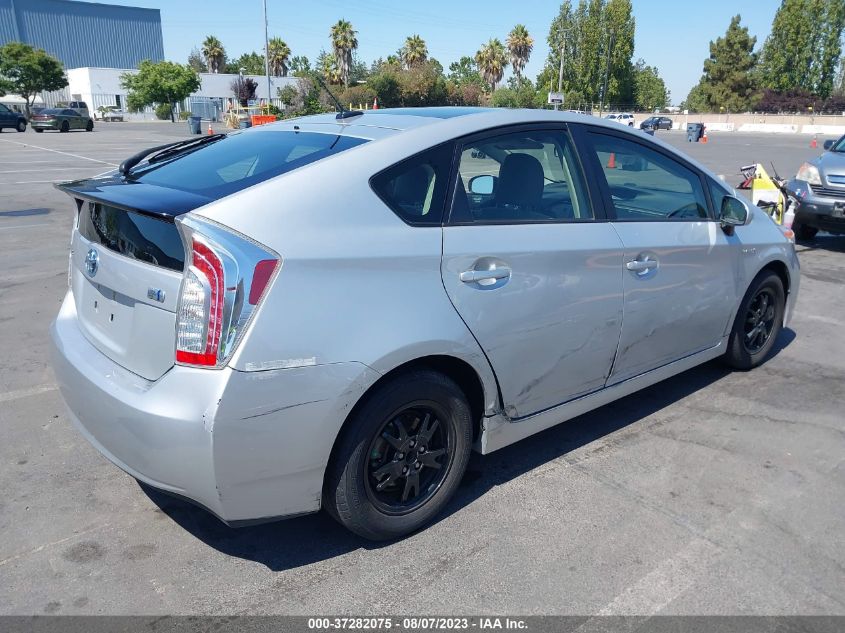 2015 TOYOTA PRIUS FOUR - JTDKN3DU6F0447482