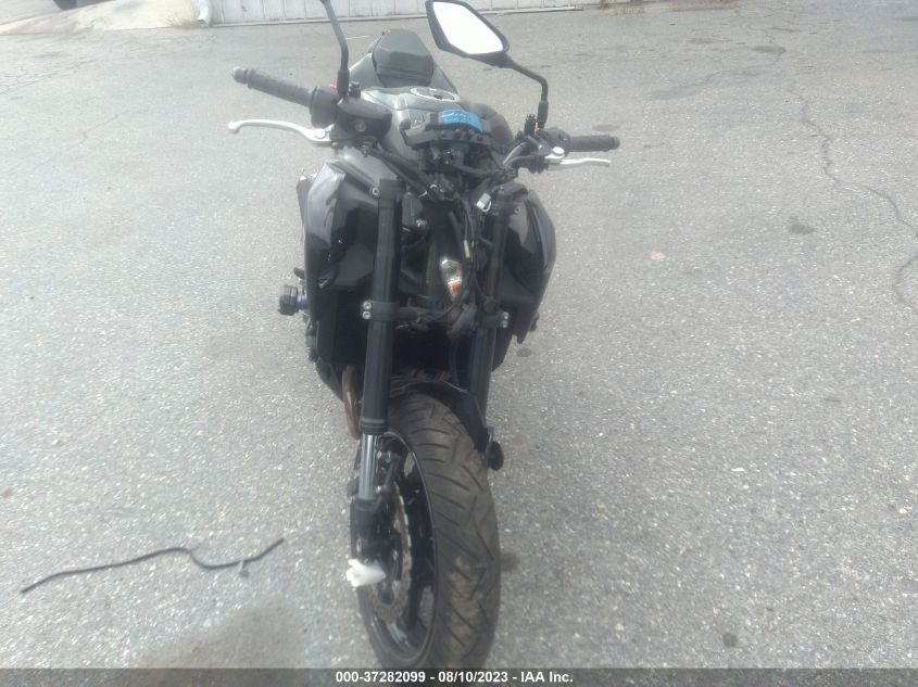 2017 KAWASAKI ZR900 - JKAZR2A10HDA21352