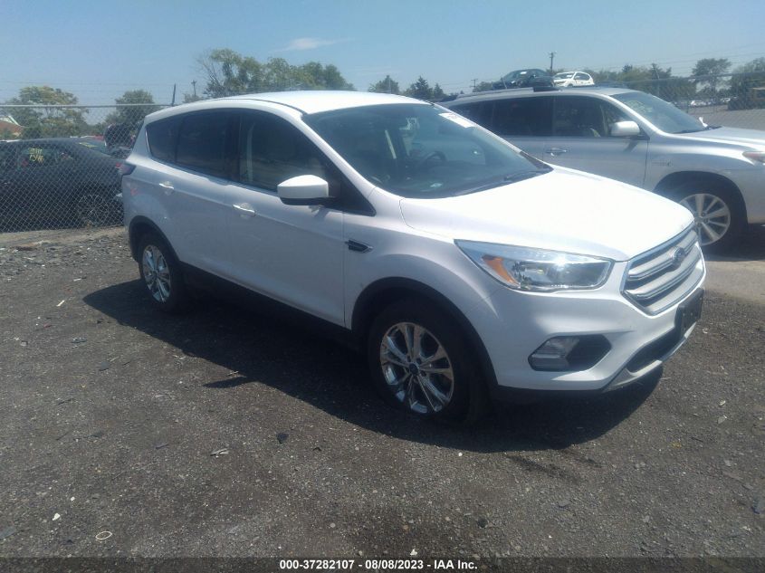 2017 FORD ESCAPE SE - 1FMCU9G97HUE13334