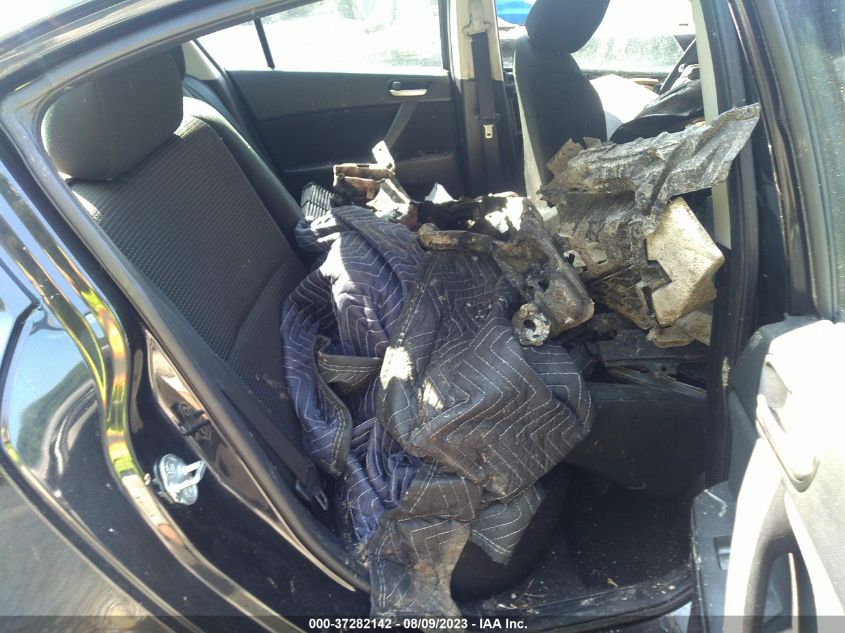 2013 MAZDA MAZDA3 I SV - JM1BL1TG4D1743047