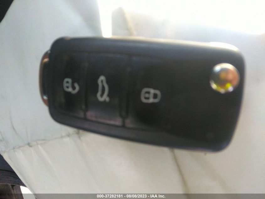 2013 VOLKSWAGEN GLI AUTOBAHN W/NAV 3VW467AJ0DM214406