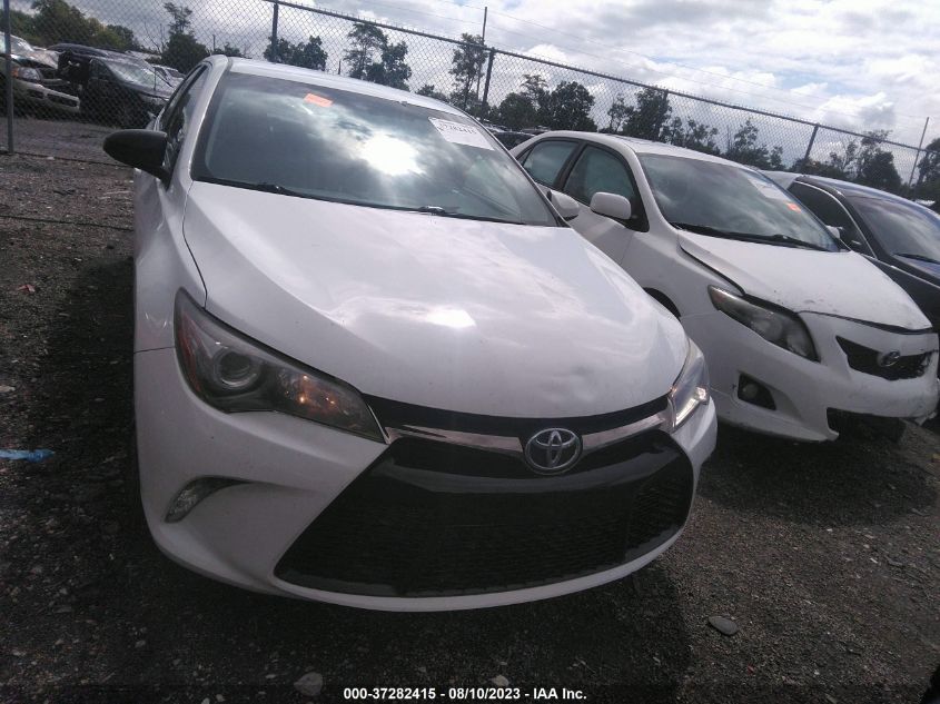 2017 TOYOTA CAMRY SE - 4T1BF1FK0HU810119