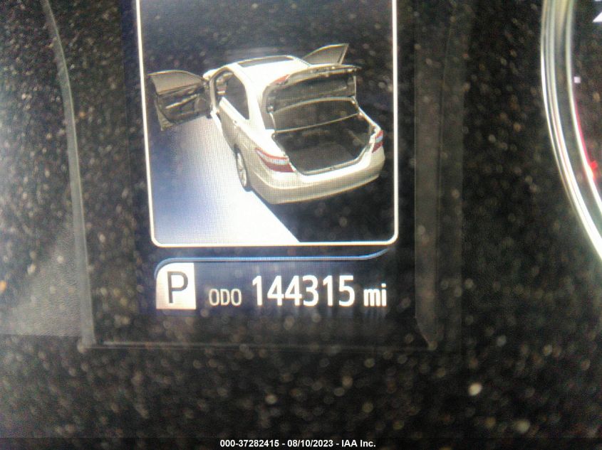 2017 TOYOTA CAMRY SE - 4T1BF1FK0HU810119