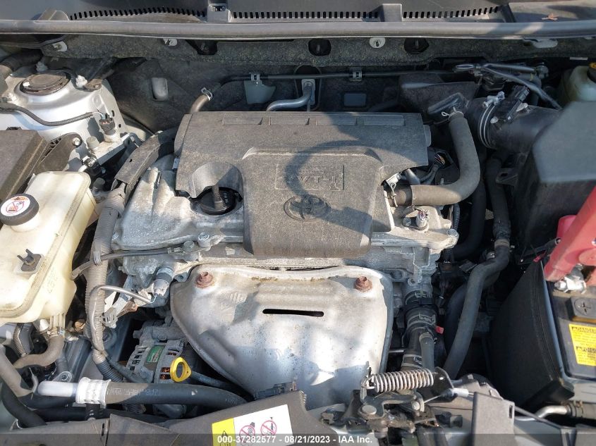 2018 TOYOTA RAV4 LE - JTMBFREV2JJ197135