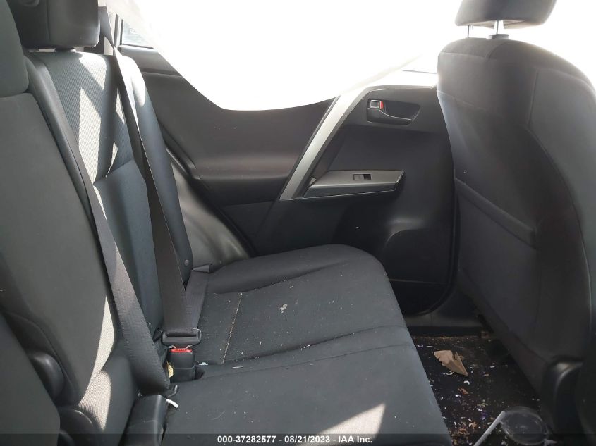2018 TOYOTA RAV4 LE - JTMBFREV2JJ197135