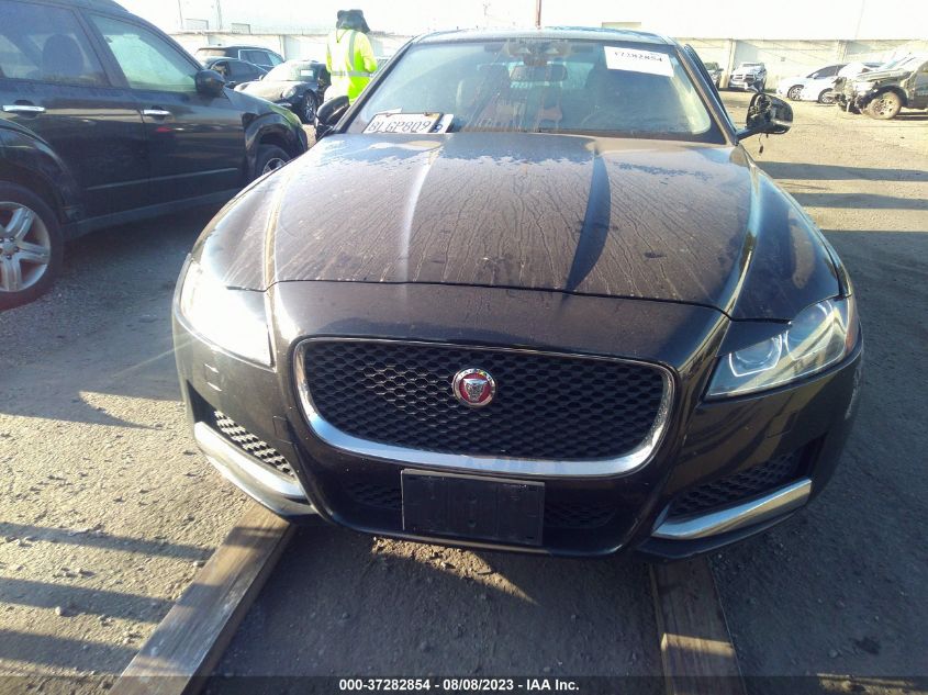 2017 JAGUAR XF 35T PREMIUM - SAJBD4BV4HCY39819