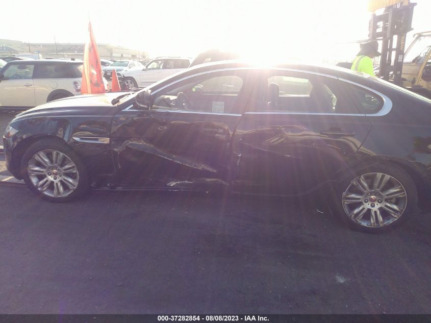 2017 JAGUAR XF 35T PREMIUM - SAJBD4BV4HCY39819