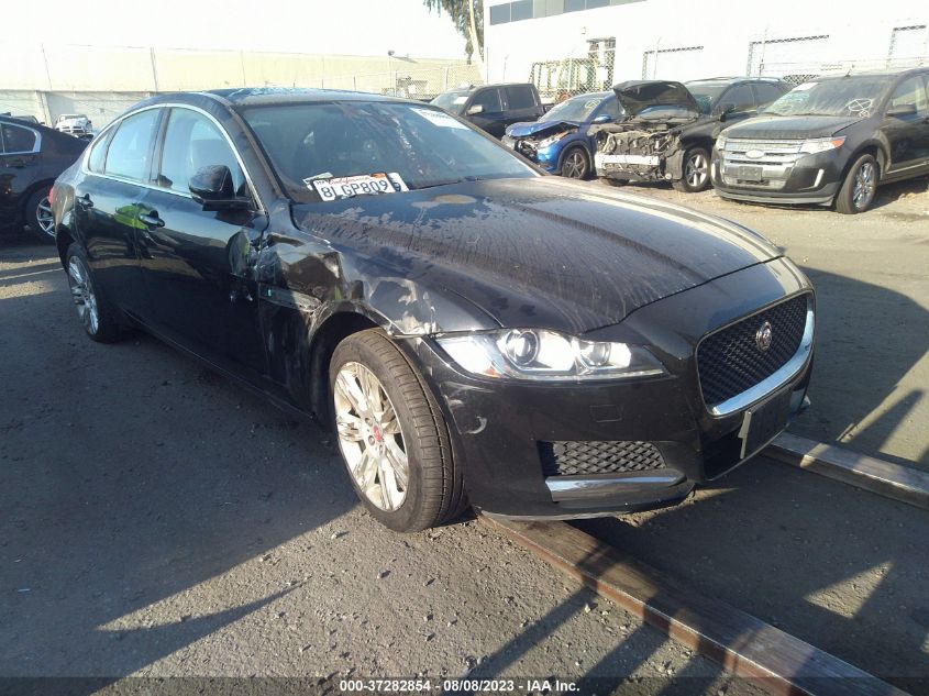 2017 JAGUAR XF 35T PREMIUM - SAJBD4BV4HCY39819