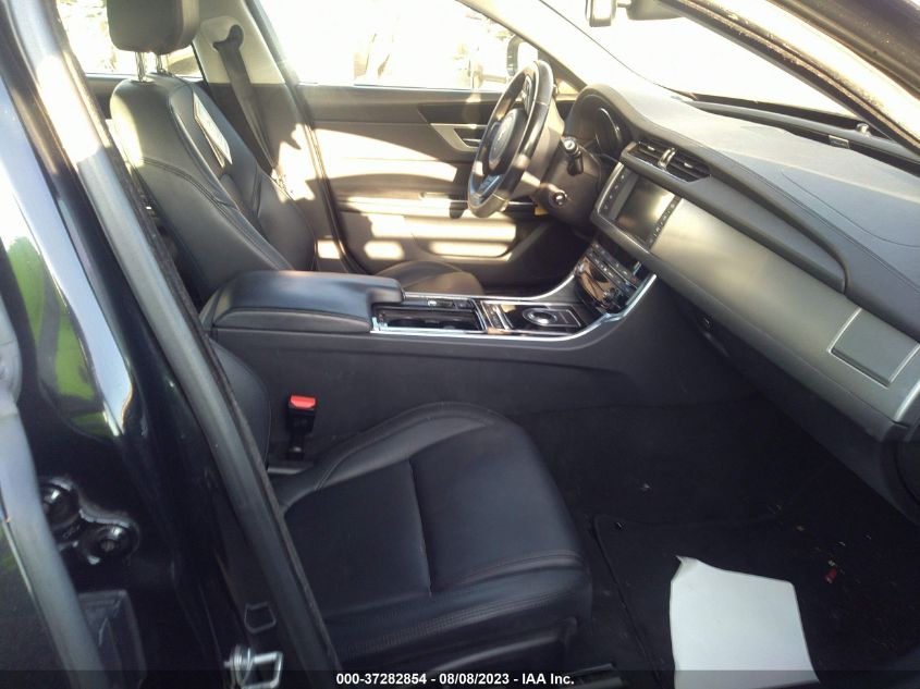 2017 JAGUAR XF 35T PREMIUM - SAJBD4BV4HCY39819