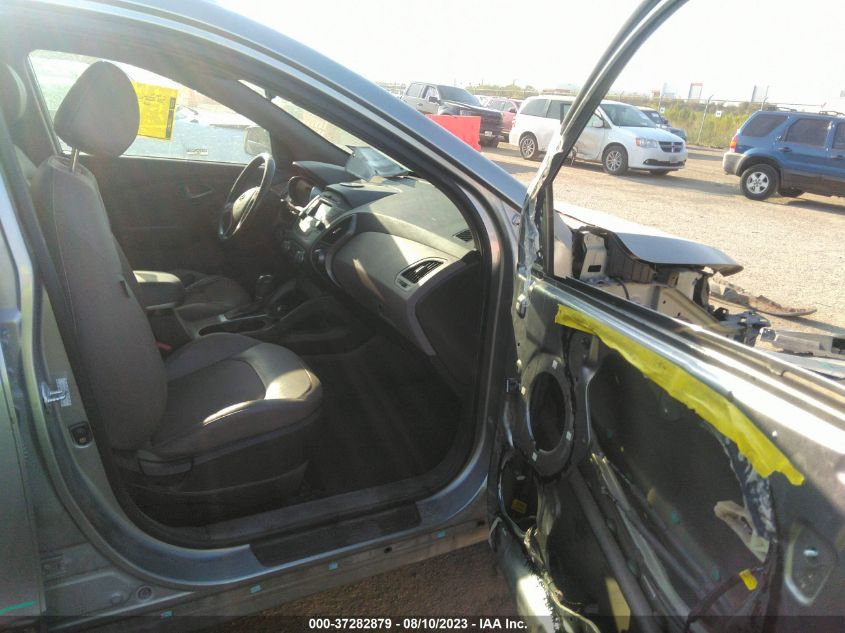 2015 HYUNDAI TUCSON LIMITED/SE - KM8JUCAG1FU104693